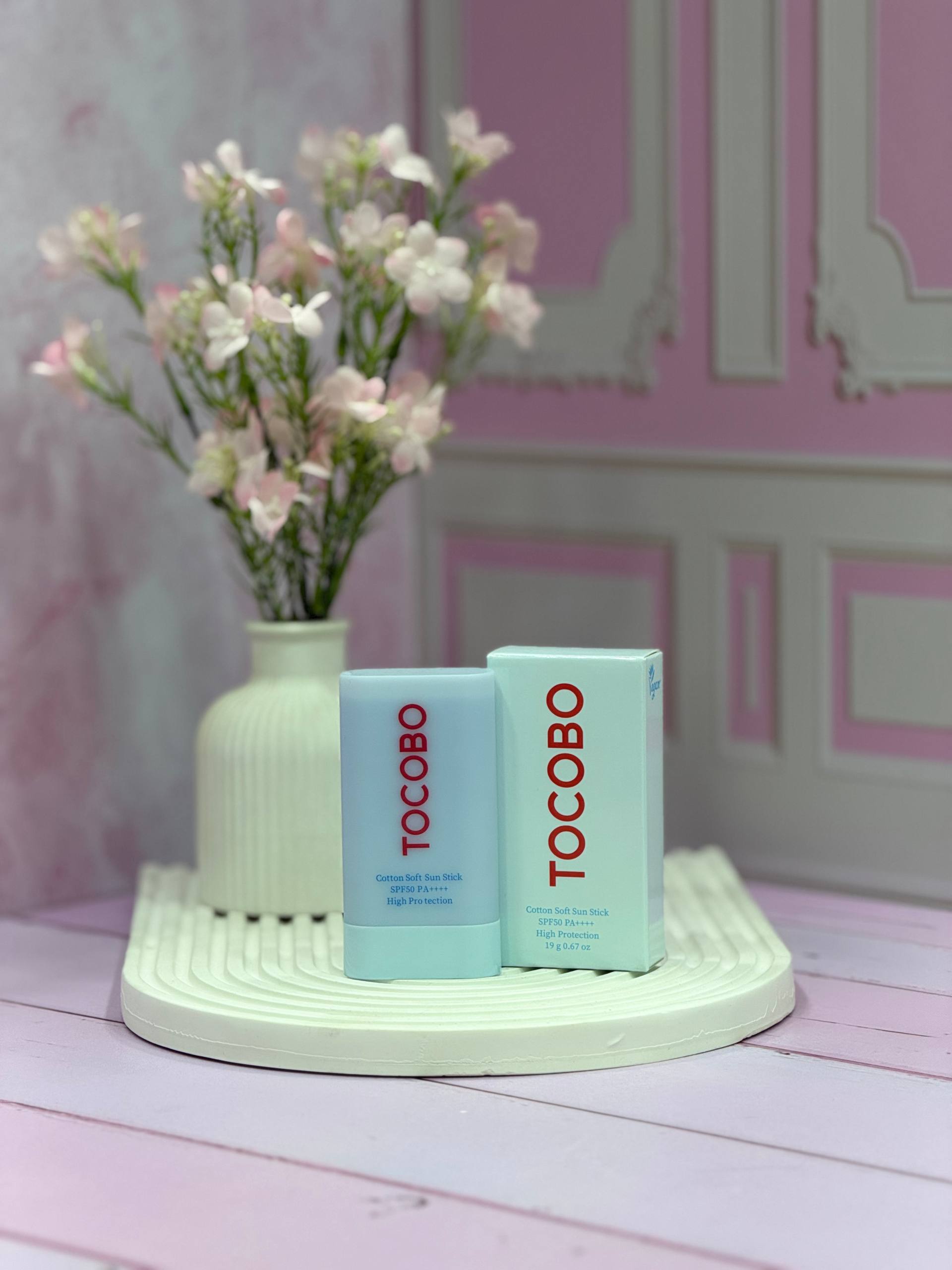 ضد آفتاب استیکی توکوبو TOCOBO مناسب پوست مختلط و چرب