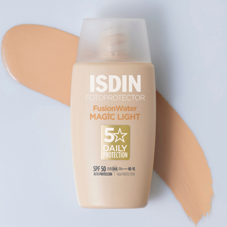 ضد آفتاب ایزدین Fusion Water Magic رنگ Light