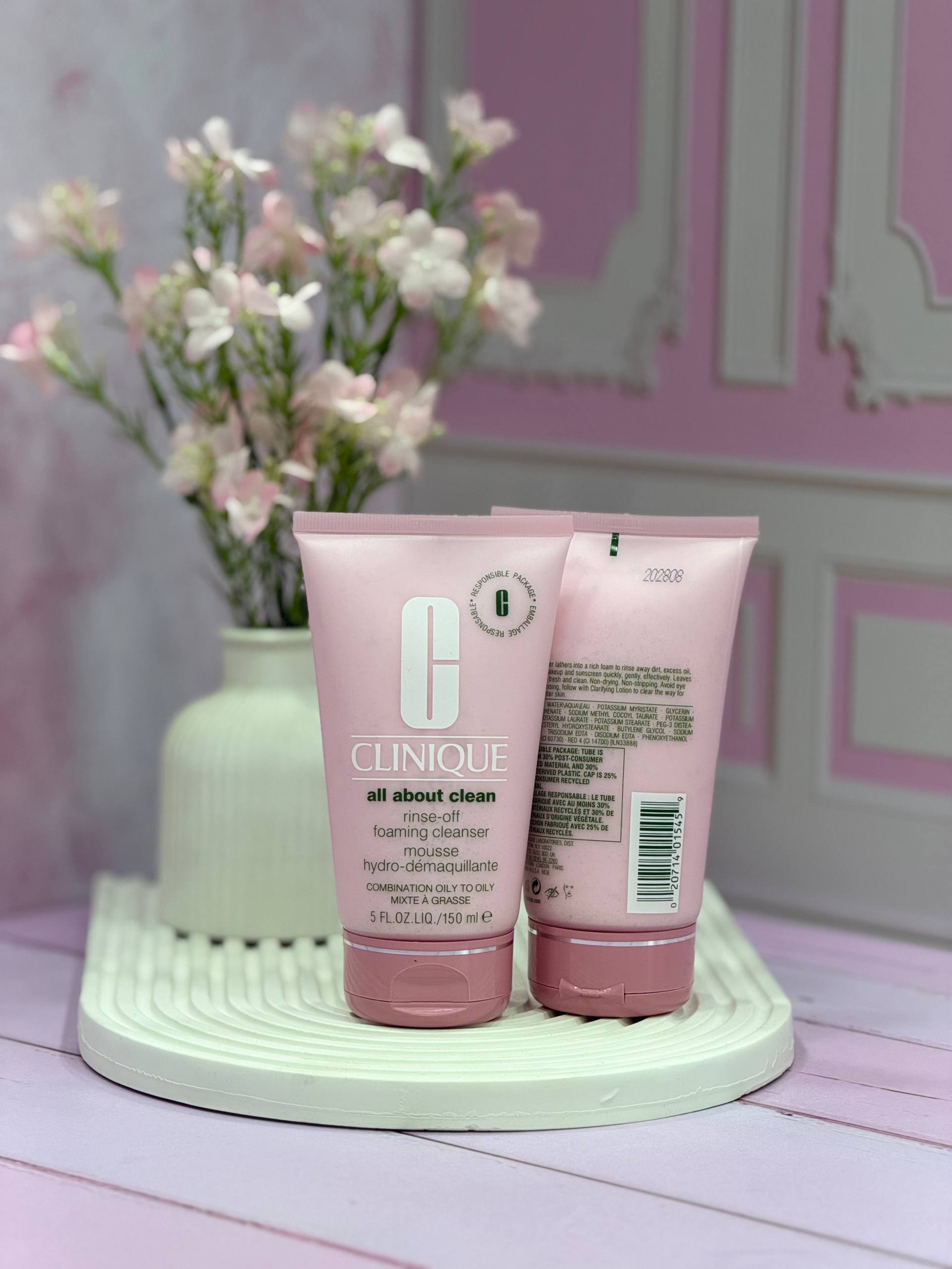 فوم شستشوی صورت کلینیک Clinique Rinse-Off Foaming Cleanser