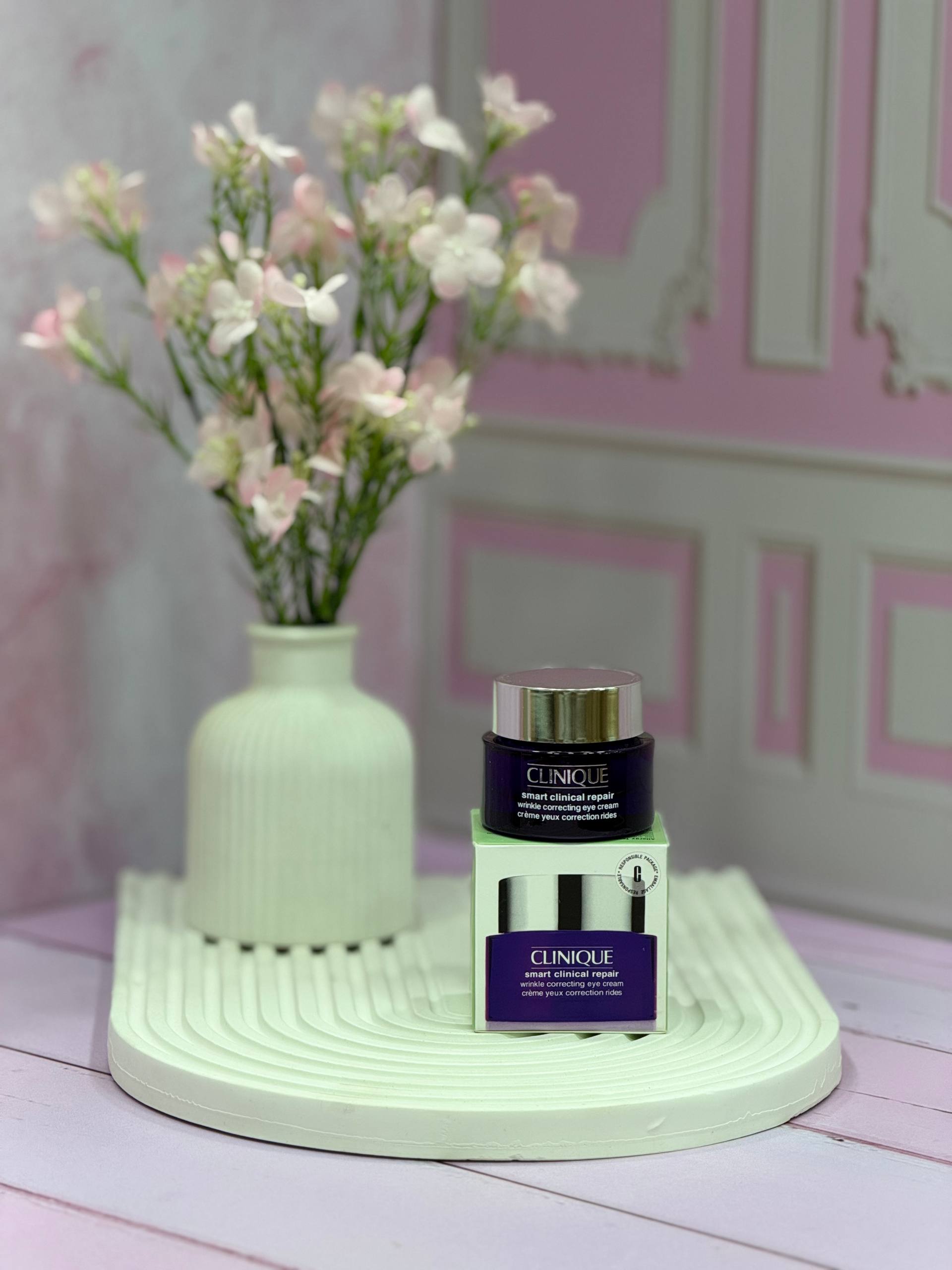 کرم دور چشم ضدچروک کلینیک Clinique Smart Clinical Repair Eye Cream