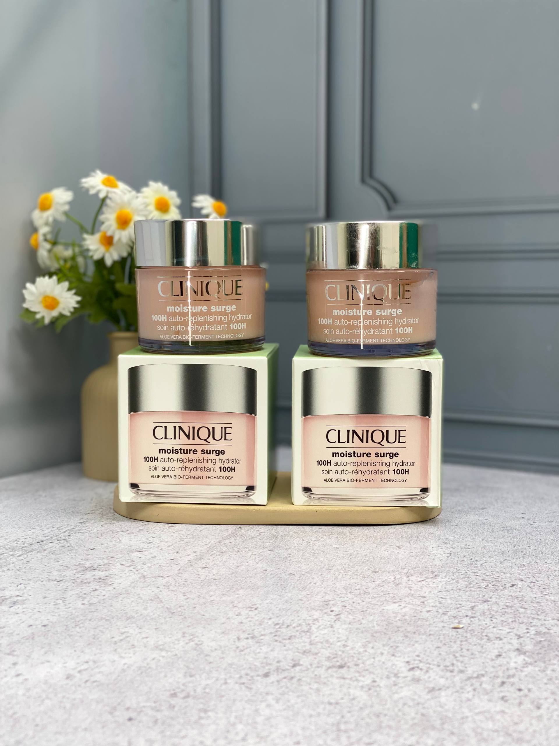 آبرسان 100 ساعته کلینیک Clinique Moisture Surge 100H حجم 125 میل